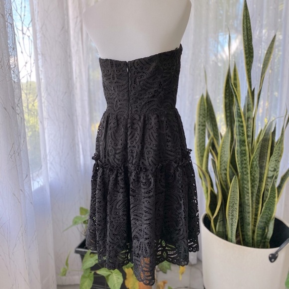 ANTHROPOLOGIE Black Lace Strapless Dress 6 - Picture 5 of 12
